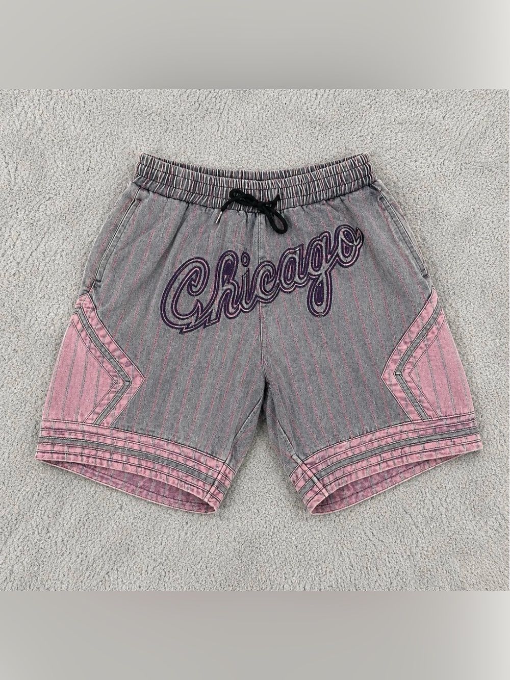 Chicago Embroidered Basketball Shorts Gray Pink Acid Wash Streetwear Men’s Large